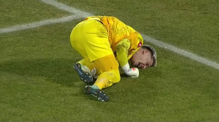 Ce se întâmplă cu Ștefan Târnovanu după ce a urlat de durere contra lui U Cluj: 