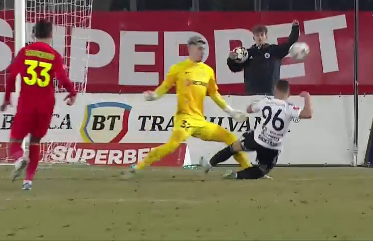 Ce se întâmplă cu Ștefan Târnovanu după ce a urlat de durere contra lui U Cluj: 