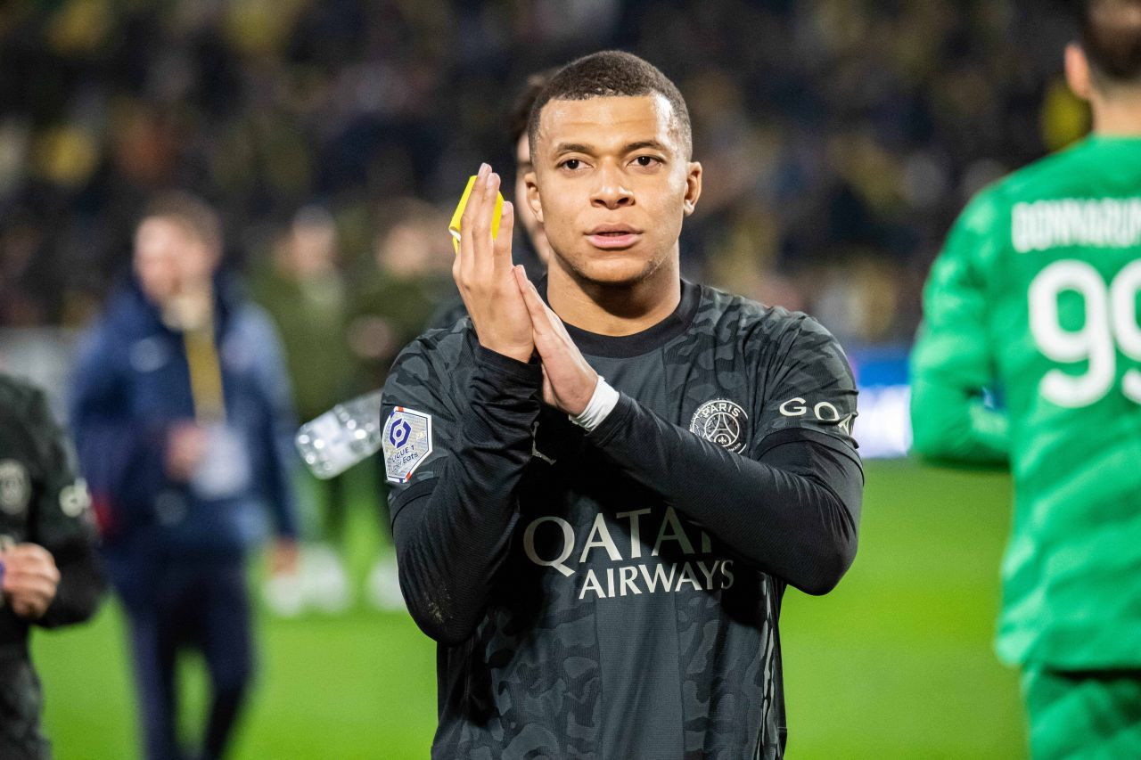 El e jucătorul dorit de PSG &icirc;n locul lui Kylian Mbappe! Primă de instalare de 150 milioane euro