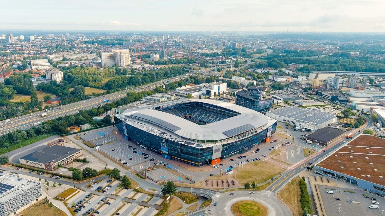 Alertă la meciul de diseară din Europa! Fanii sunt OUT din stadion, de teama activiștilor: &bdquo;Regret că trebuie să cedăm&rdquo;
