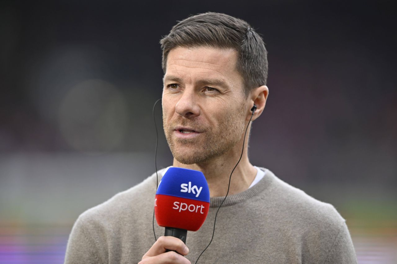 O legendă a fotbalului critică decizia lui Xabi Alonso.