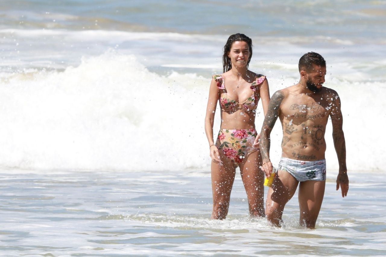 Unde era și ce a făcut soția lui Dani Alves la câteva minute după ce brazilianul a fost condamnat pentru viol_1