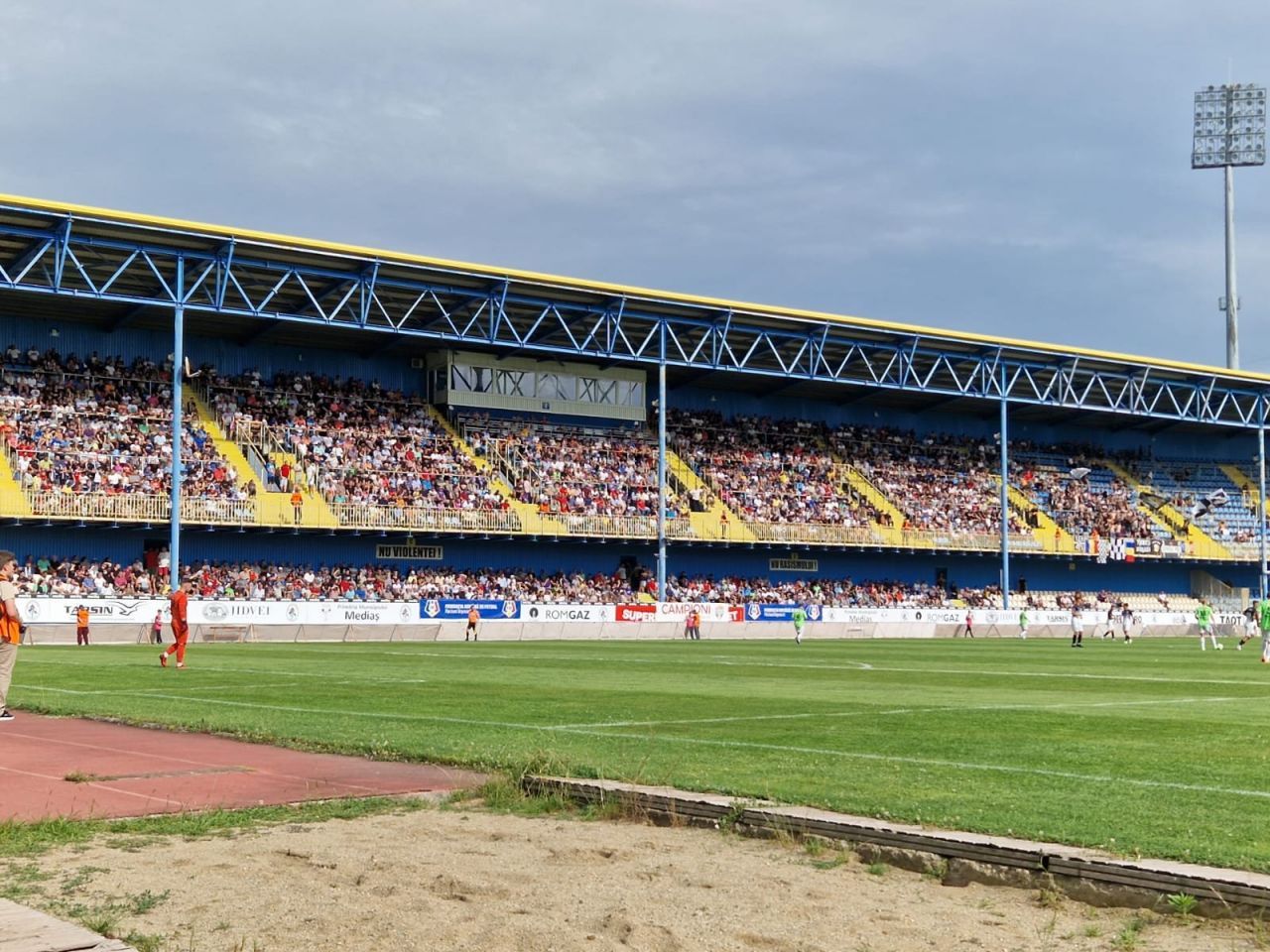 Situație halucinantă în România! Chiria pentru un meci în Liga 4 costă 7000€_2