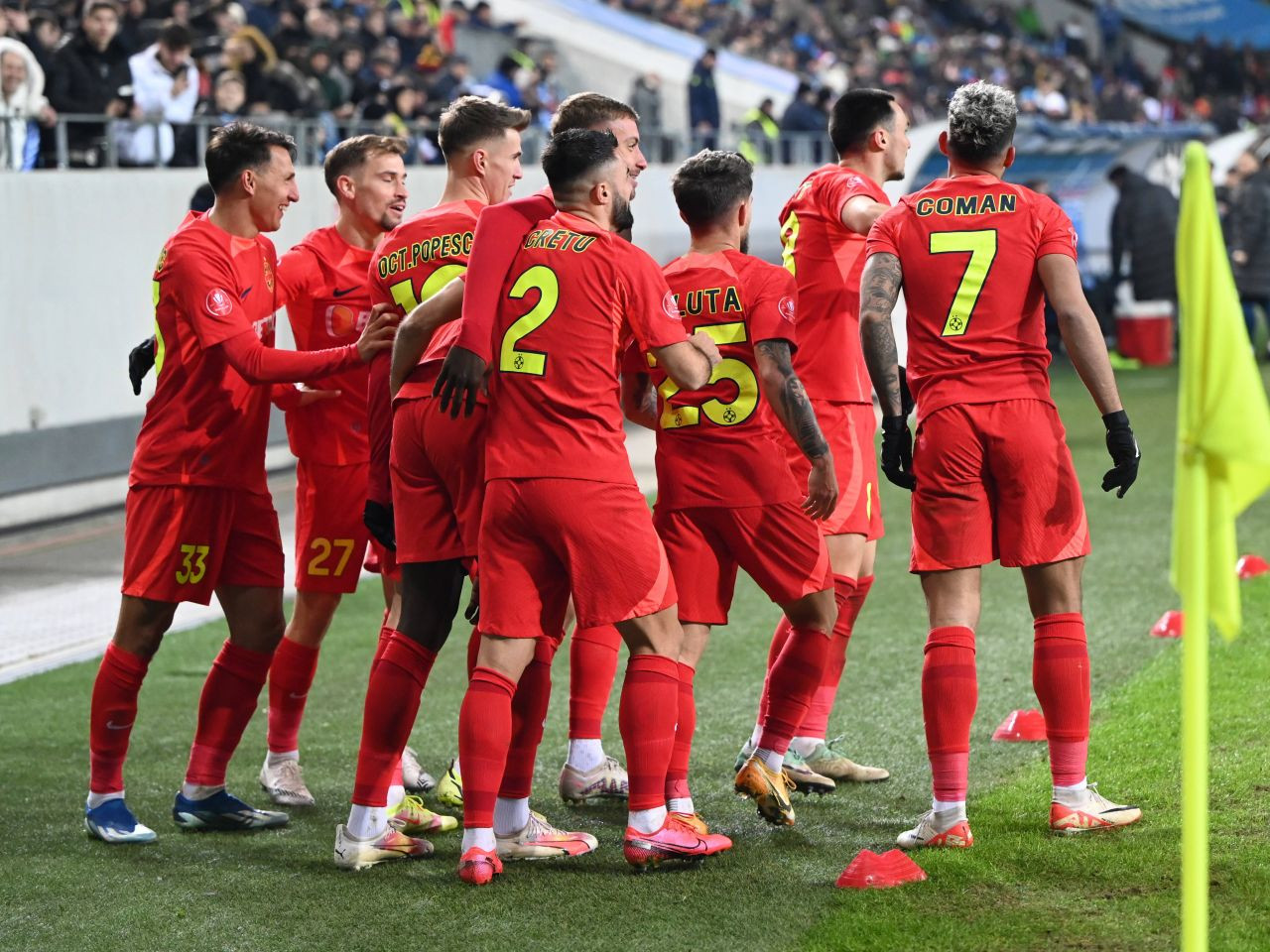 VIDEO | Ce BIJUTERIE! Nicolae Stanciu a marcat SUPERB pentru Slavia Praga! Sut BOMBA de la 25 de metri al romanului