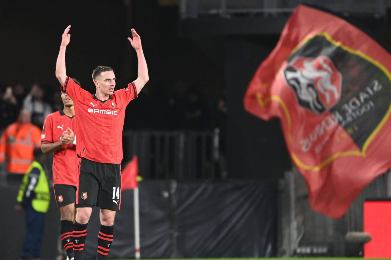 Rennes - AC Milan 3-2. Victorie de palmares cu tripla lui&nbsp;Bourigeaud | Rossonerii merg &icirc;n optimi