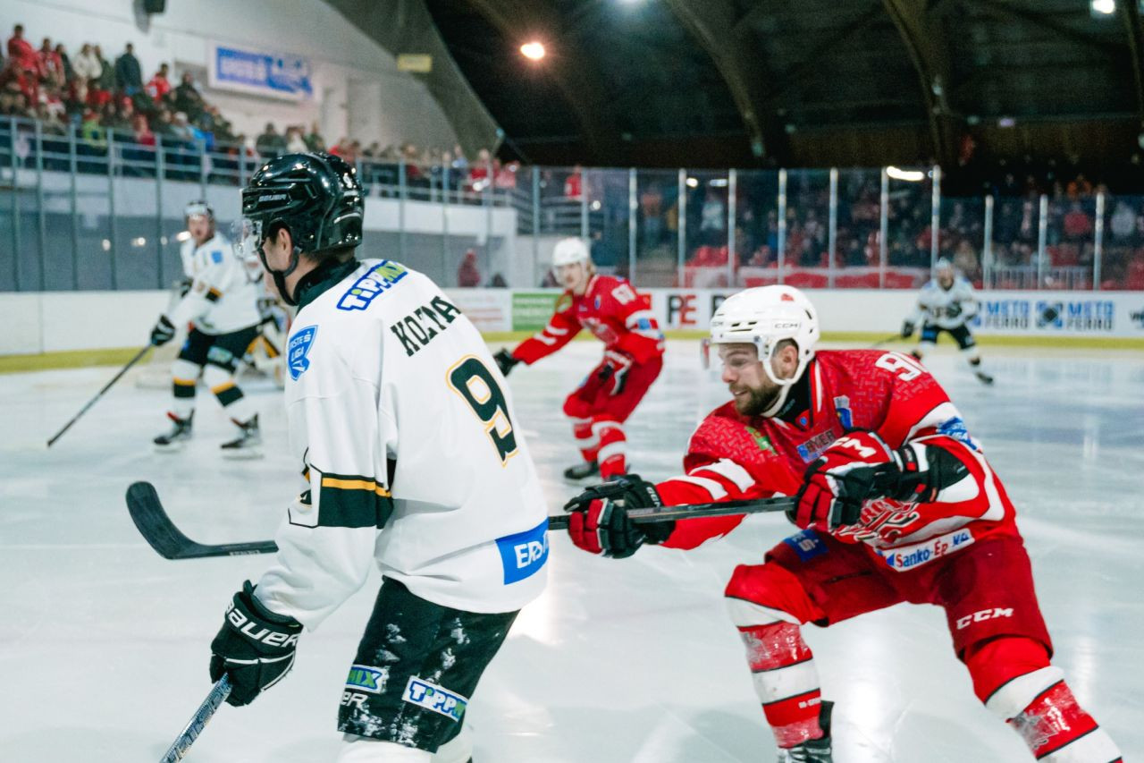 Meci de POVESTE pe San Siro, cu ALBA CA ZAPADA in prim-plan. Sexy-jurnalista Diletta Leotta a asistat la nebunia din Inter - Fiorentina
