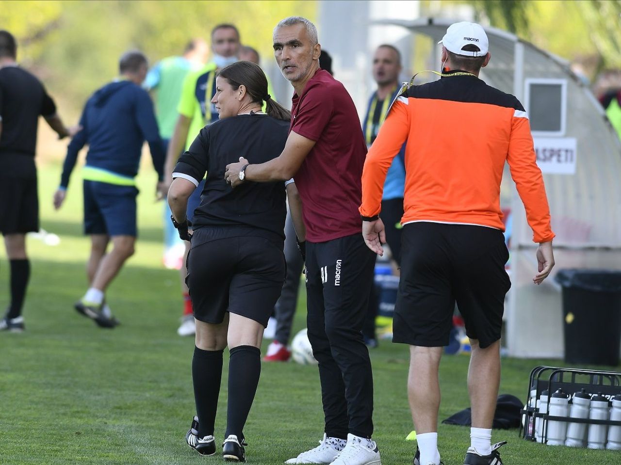 Cristina Trandafir, pusă la zid de Gigi Becali: