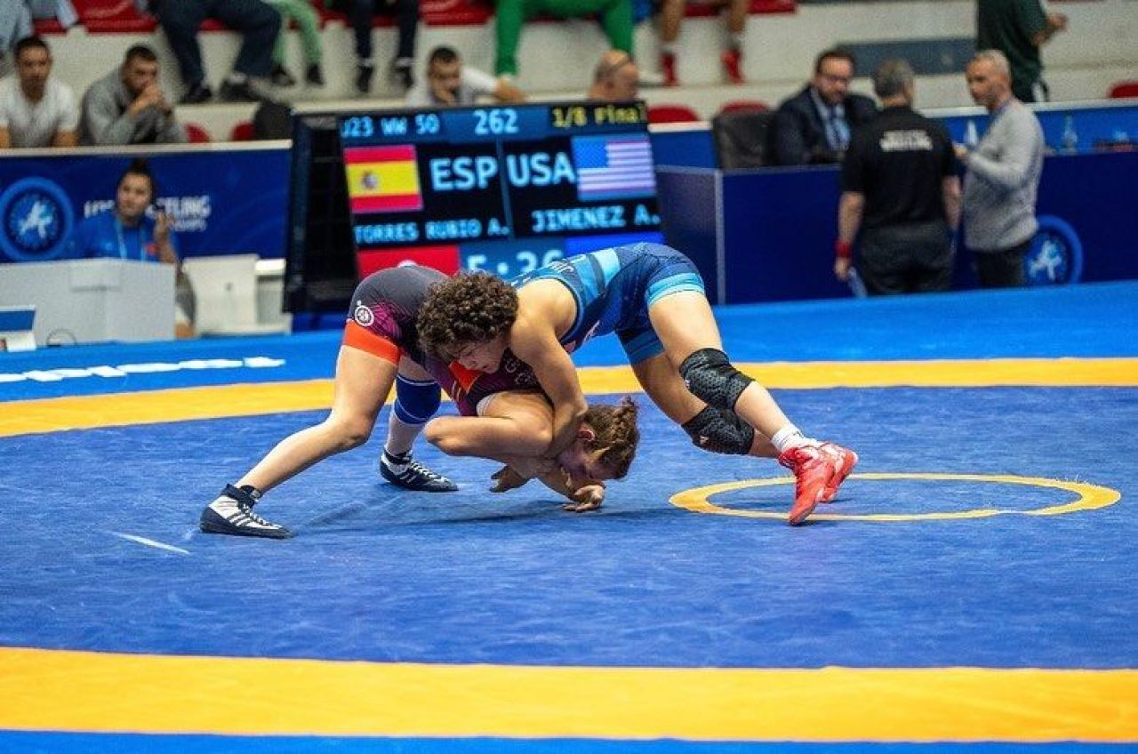 Ea e prima fată care a devenit campioană într-un sport de băieți! _10