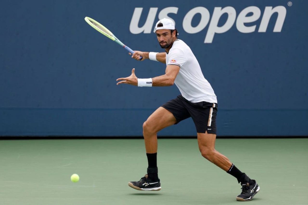 Iti FURA ochii nu numai pe terenul de tenis. Latura SEXY a Irinei Bara, jucatoarea care face TURNEUL VIETII la Roland-Garros_3