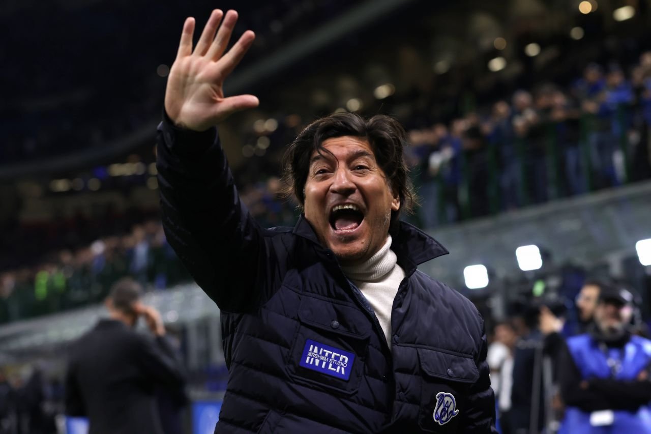 Cătălin Oprișan și poveștile lui Ivan Zamorano, atacantul cu 1+8 pe tricou. ”Ești noul jucător de la Real Madrid!”. ”Da, mă, bine, ne auzim mai încolo!”_4