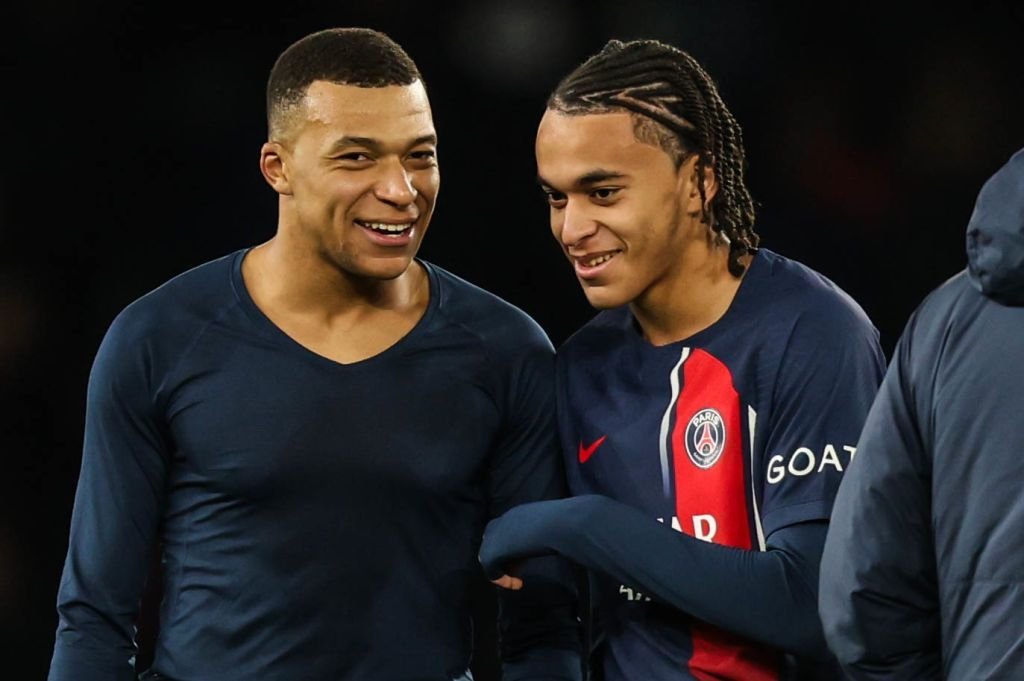 Condiția pusă de Kylian Mbappe pentru a semna cu Real Madrid! ”S-au gândit şi în final au acceptat”_3