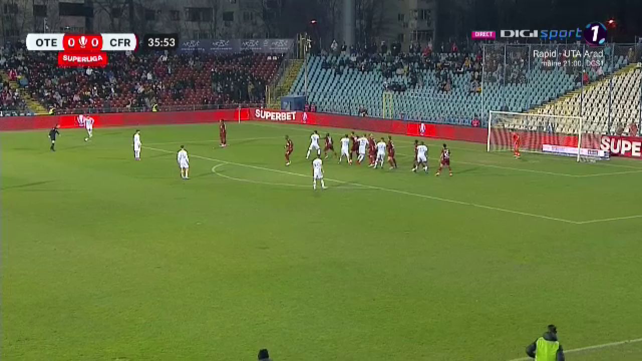 Nebunie la Galați! Alexandru Pop a înscris o bijuterie împotriva CFR-ului și a făcut o plecăciune imediat după gol_9