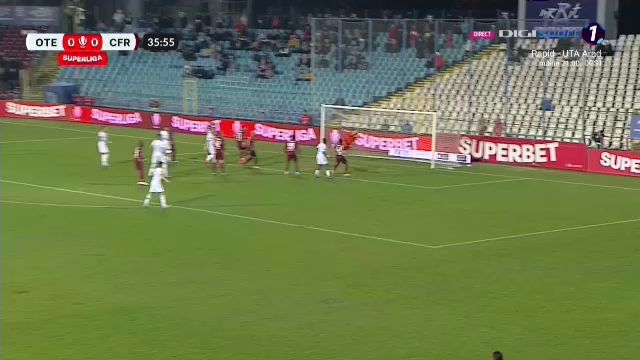 Nebunie la Galați! Alexandru Pop a înscris o bijuterie împotriva CFR-ului și a făcut o plecăciune imediat după gol_21