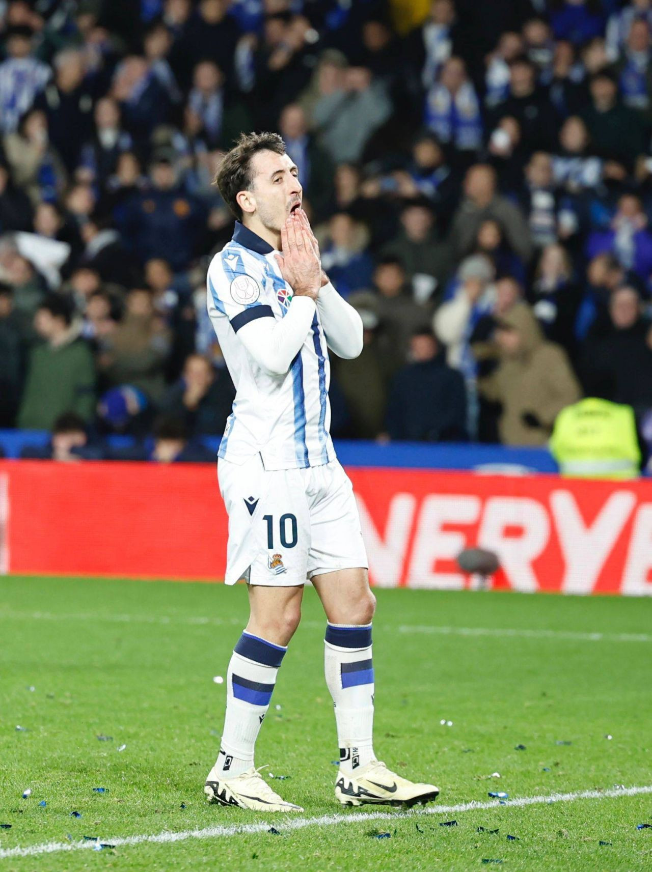 Motivul real pentru care Luis Surez a fost indepartat de la Barcelona! Ronald Koeamn a recunoscut totul