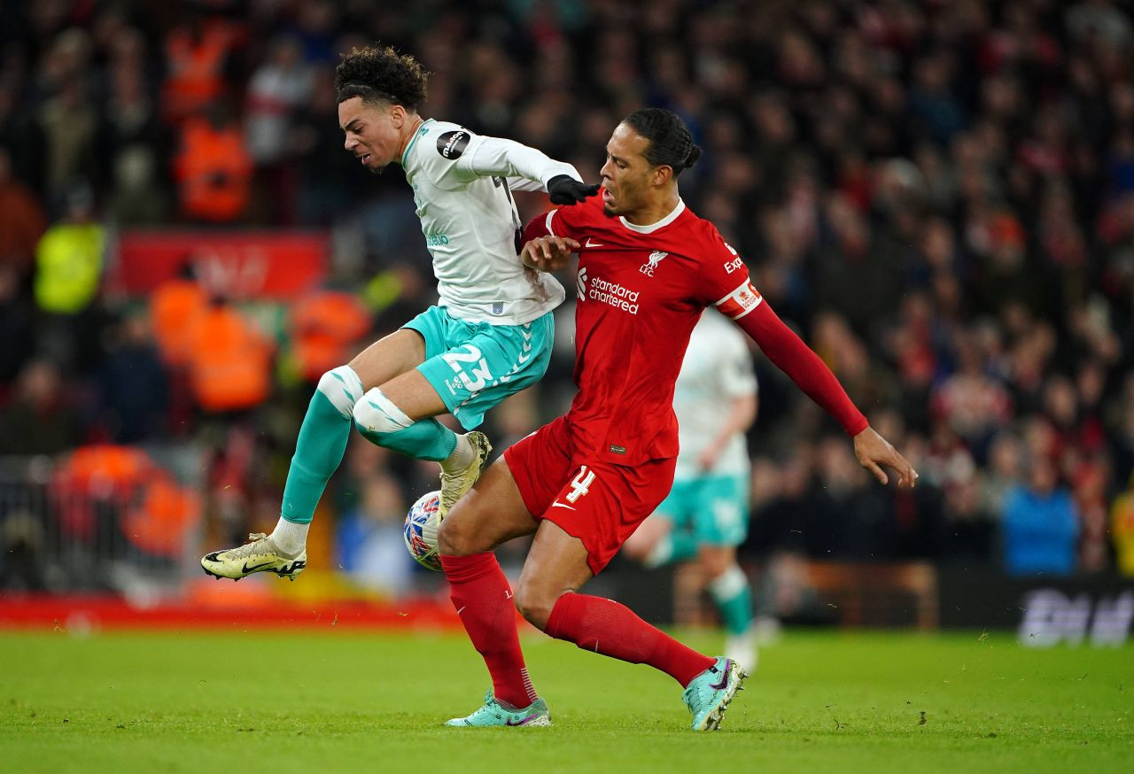 Liverpool - Southampton 3-0. &rdquo;Cormoranii&rdquo;, calificare fără emoții &icirc;n sferturile FA Cup. Meciul a fost pe PRO ARENA și VOYO