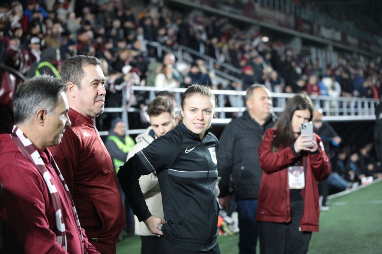 Inca o victima a regulii U21! Bergodi a schimbat un copil dupa doar 4 minute in meciul cu Dinamo! Olteanu a jucat prima data in Liga 1_1