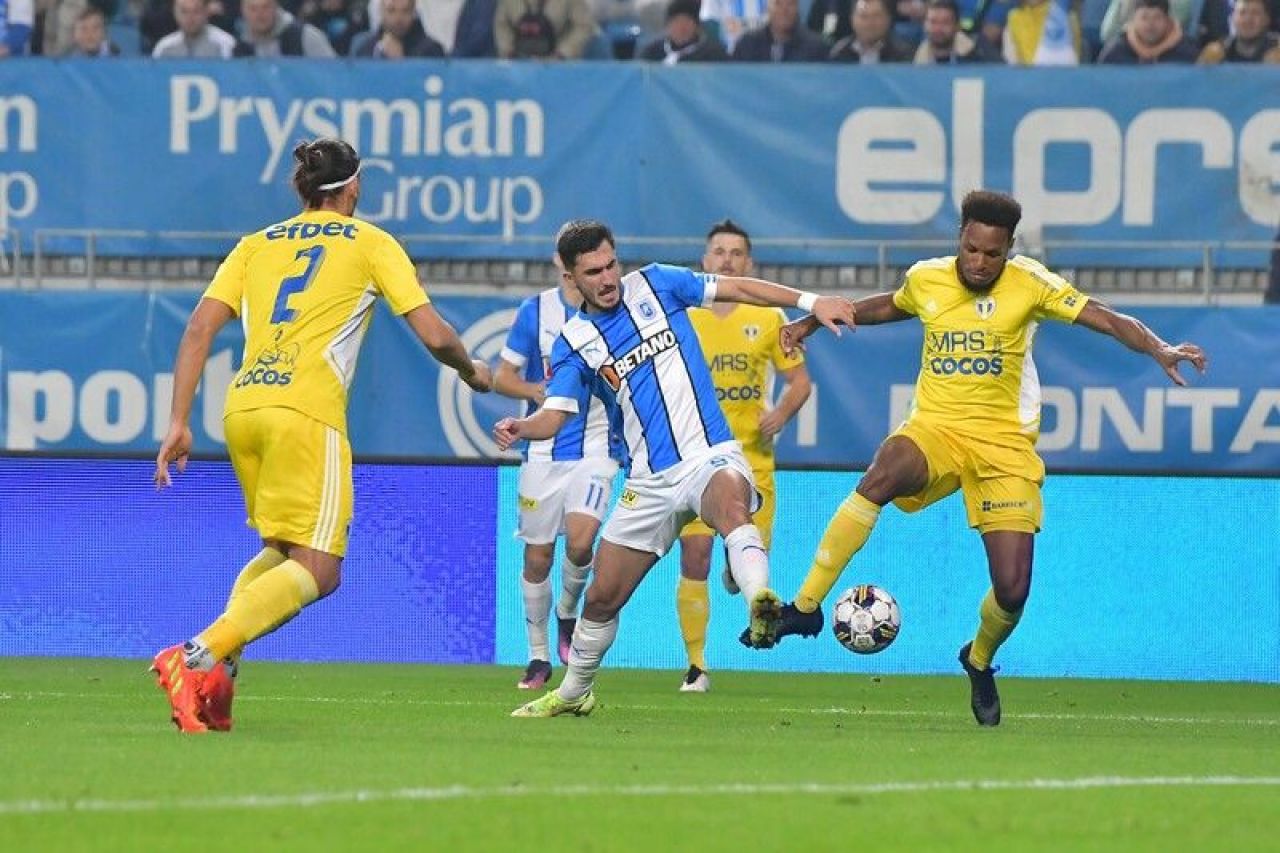 Petrolul Ploiești - Universitatea Craiova 2-3 | Oltenii și-au asigurat prezența în play-off-ul Superligii României_2