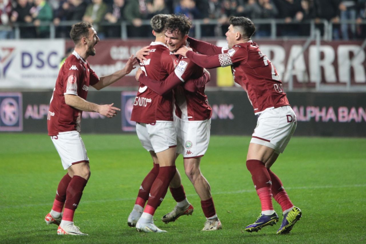 Cine e Robert Bădescu, puștiul care a debutat cu gol pentru Rapid. A fost adus în Giulești de un fost jucător al FCSB_4