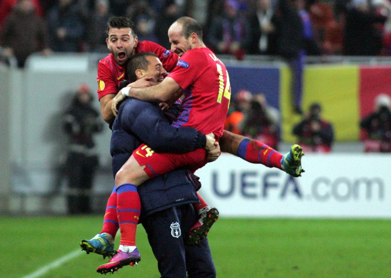 Pe aripioarele v&acirc;ntului, &icirc;n Copenhaga. Episod genial cu Rusescu și Reghecampf