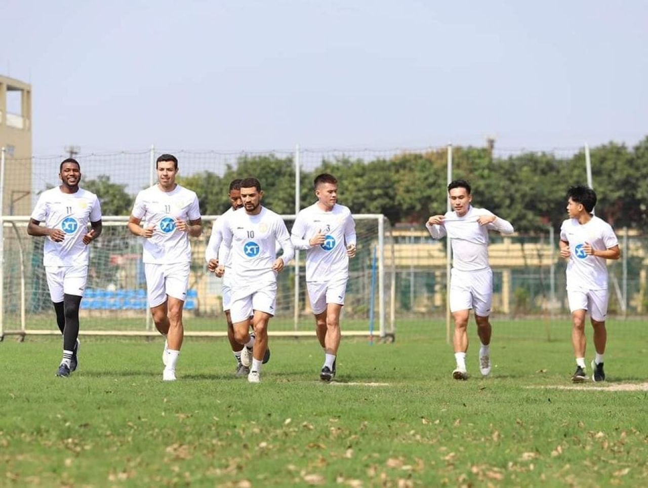 Războiul din Vietnam! Gol după gol începând cu minutul 90+3 în thriller-ul de debut al lui Lucas Alves, fostul căpitan al lui Dinamo_8