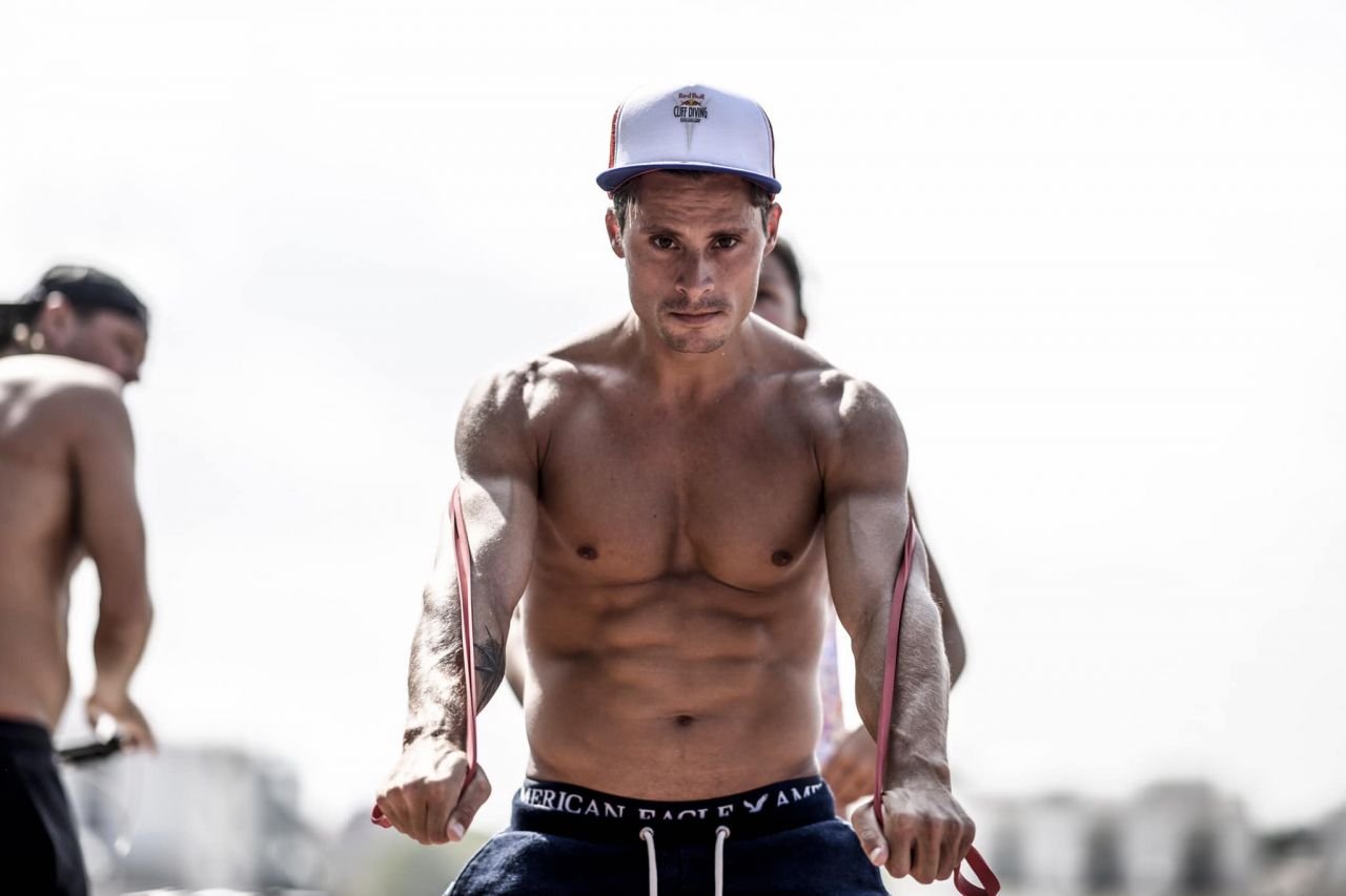 Constantin Popovici şi Cătălin Preda, nominalizaţi de European Aquatics la titlul de sportivului anului 2023 în high-diving. Unde pot fi votați_22