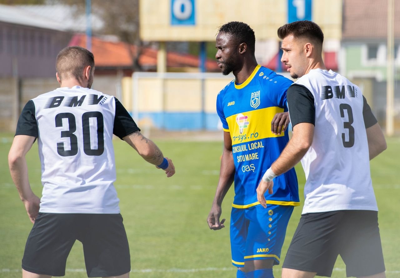 Unde s-a transferat Mansour Gueye, ”omul foarfecă” din fotbalul românesc care le-a refuzat pe Steaua, Dinamo și Rapid_7