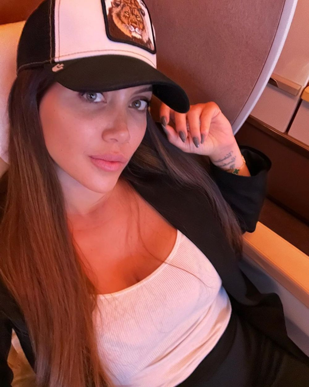 Palatul lui Gigi Becali, luat cu asalt in plina pandemie! Cum a reactionat patronul FCSB-ului cand a iesit din curte_2