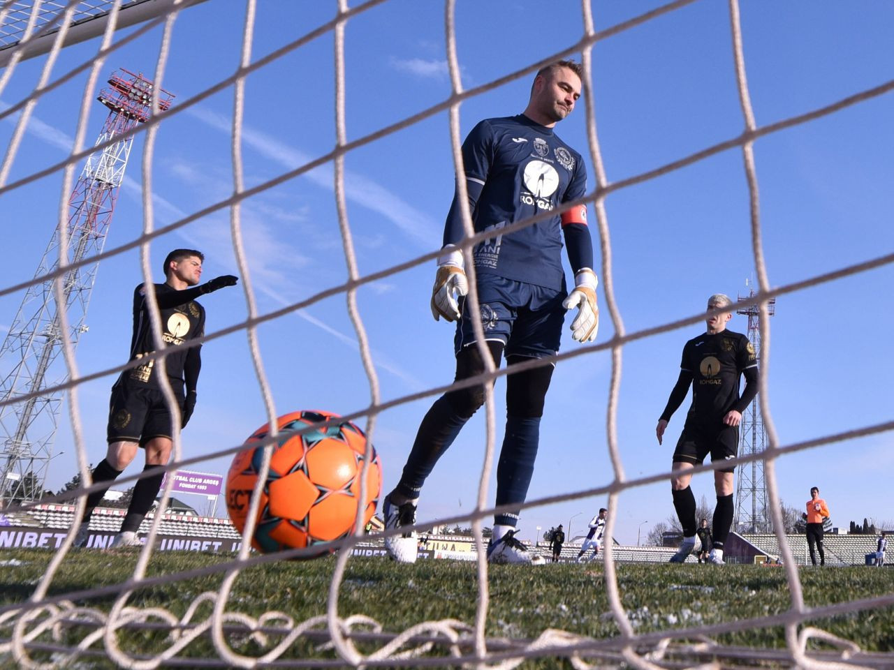 Pe ei si pe mama lor! :) Noi detalii despre PLECAREA lui Mbappe Coman de la FCSB! Cat ar putea incasa Becali pe starul sau&nbsp;