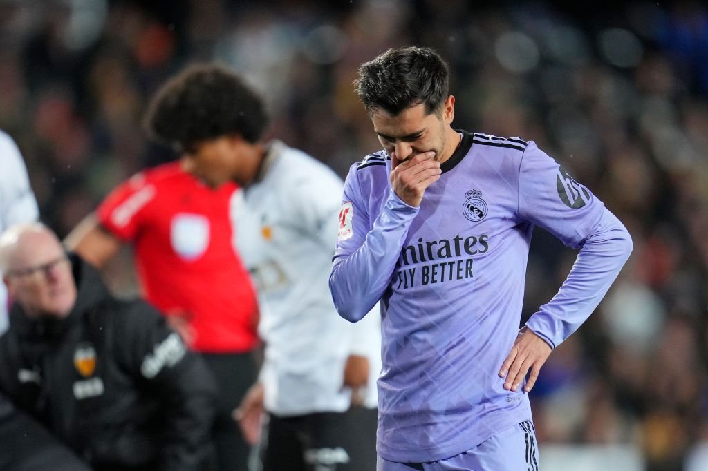 Imagini cutremurătoare! Accidentare horror în Valencia - Real Madrid: jucătorii au rămas încremeniți pe teren_4