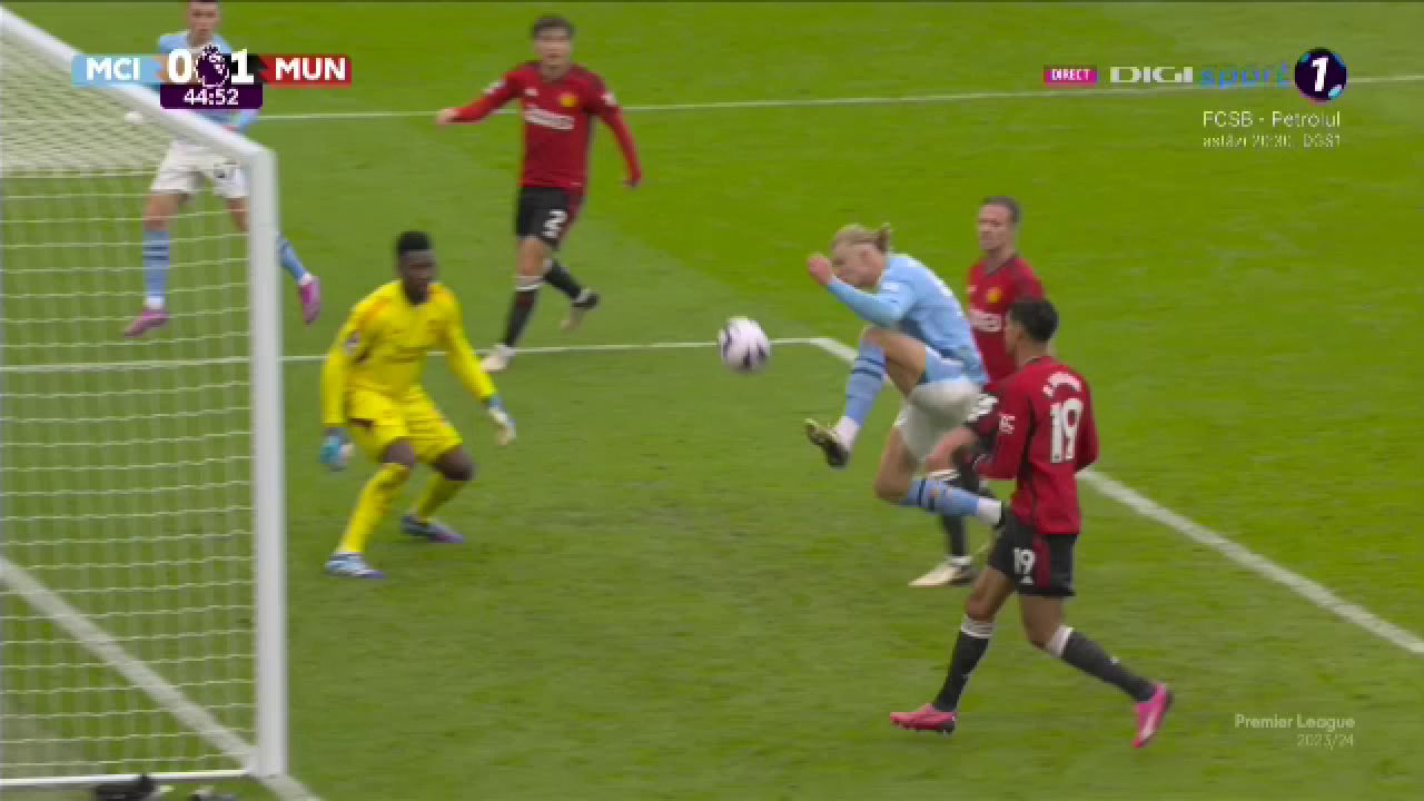 Erling Haaland a ratat incredibil cu poarta goală în derby-ul cu United și fanii au rămas șocați: ”N-am văzut niciodată așa ceva”_16