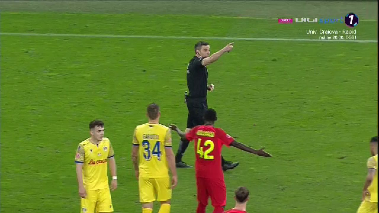 Spirite încinse pe Arena Națională! ”Centralul” a arătat două cartonașe în urma unei altercații de pe teren_18