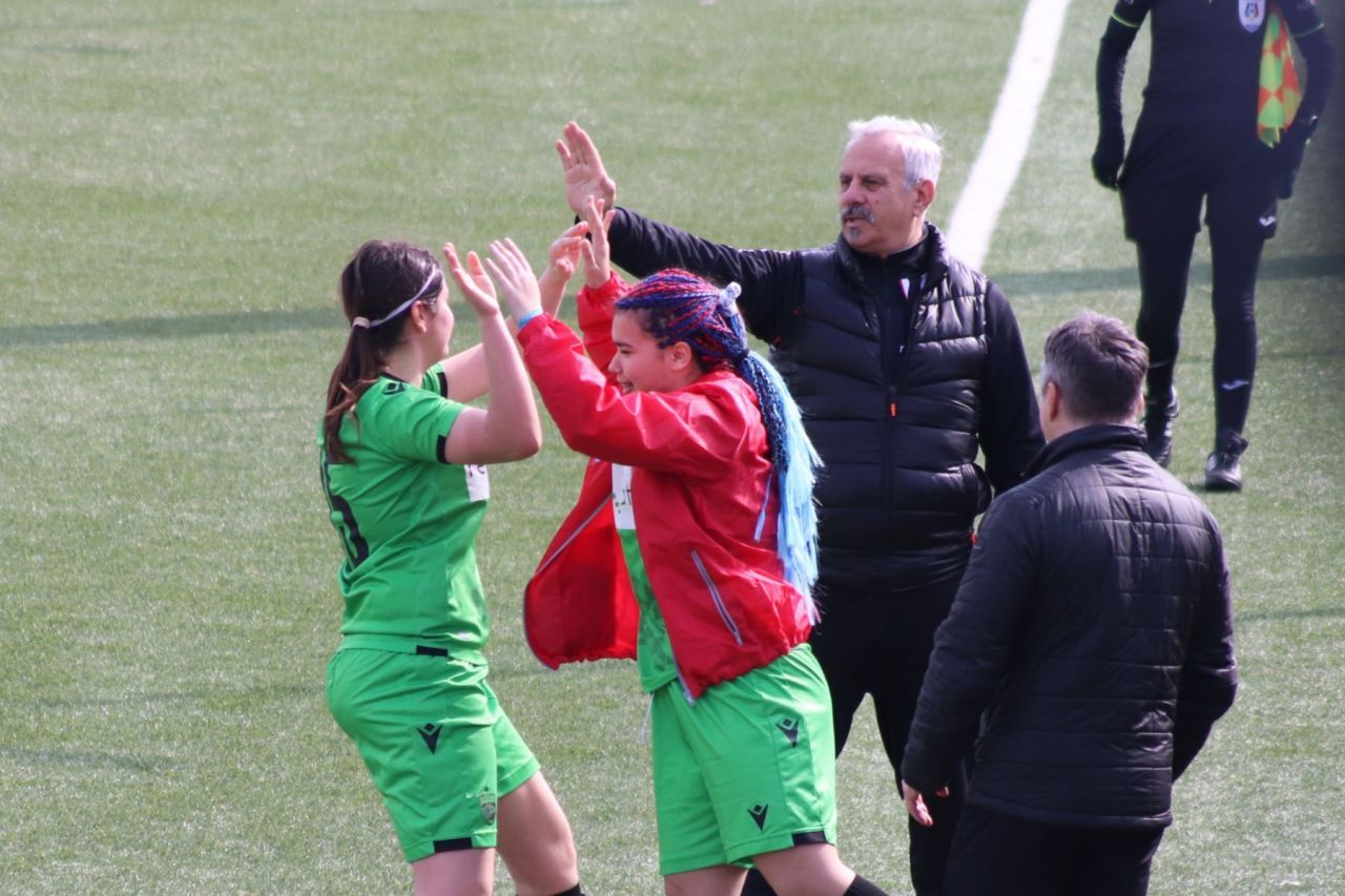 Dinamo, înfrângere cu 1-7 și ultimul loc în Liga 3! De ce spune însă antrenorul că echipa se află pe drumul cel bun_24
