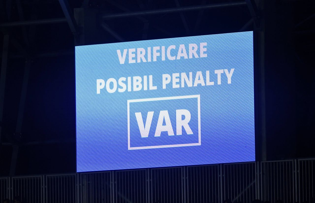 Soluția prin care LPF încearcă să asigure VAR la toate partidele care se vor disputa vineri, în etapa a 30-a a Superligii_1