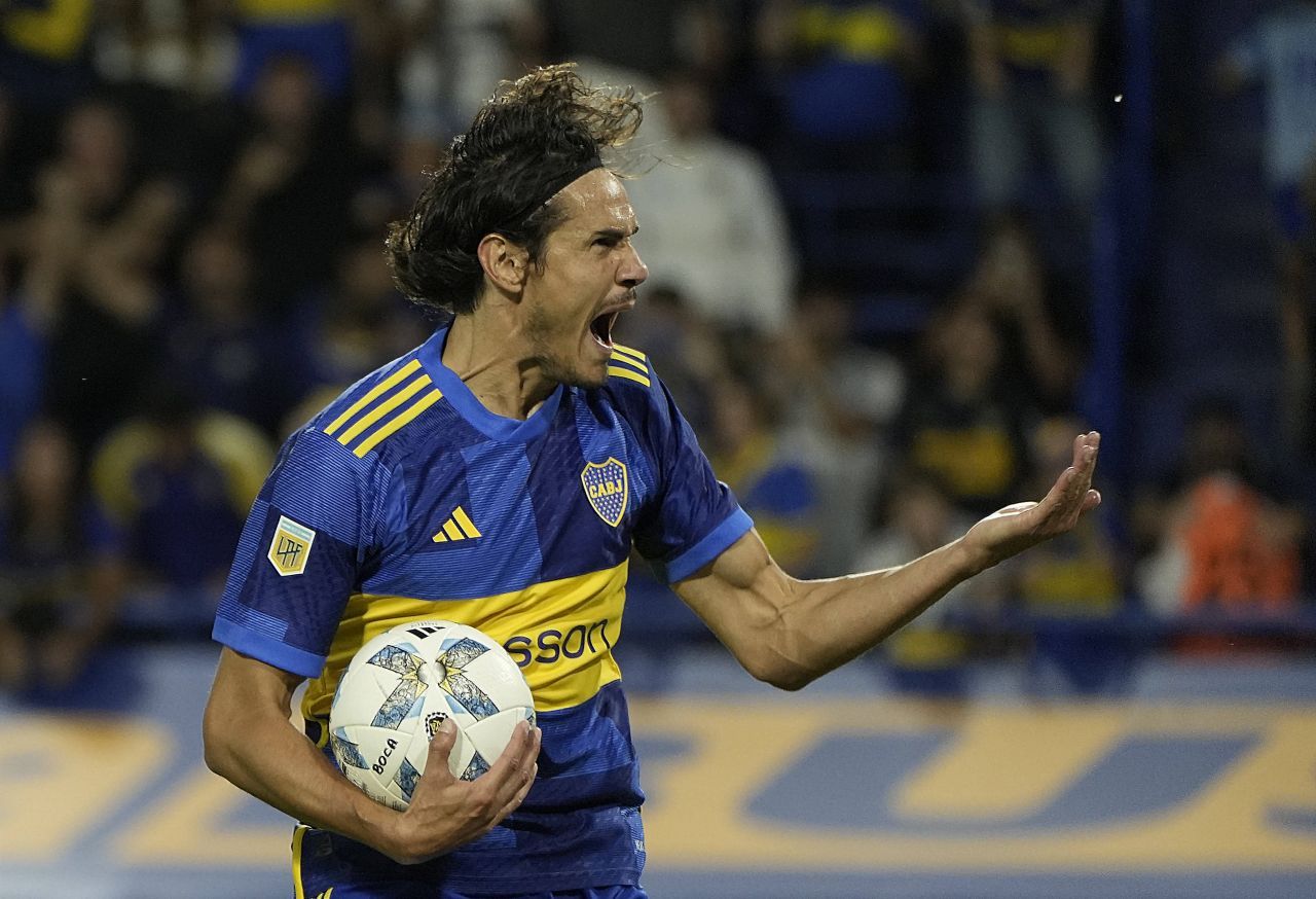 S-a întors „El Matador” Cavani, la 37 de ani: a marcat în numai 16 minute cât în ultimele opt luni_4