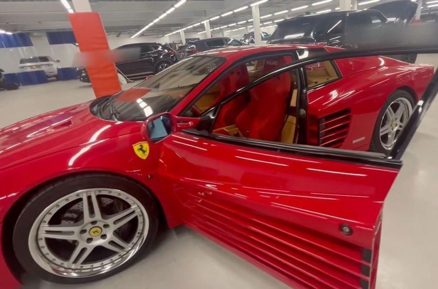 Unde a fost găsit bolidul Ferrari furat în urmă cu 30 de ani.
