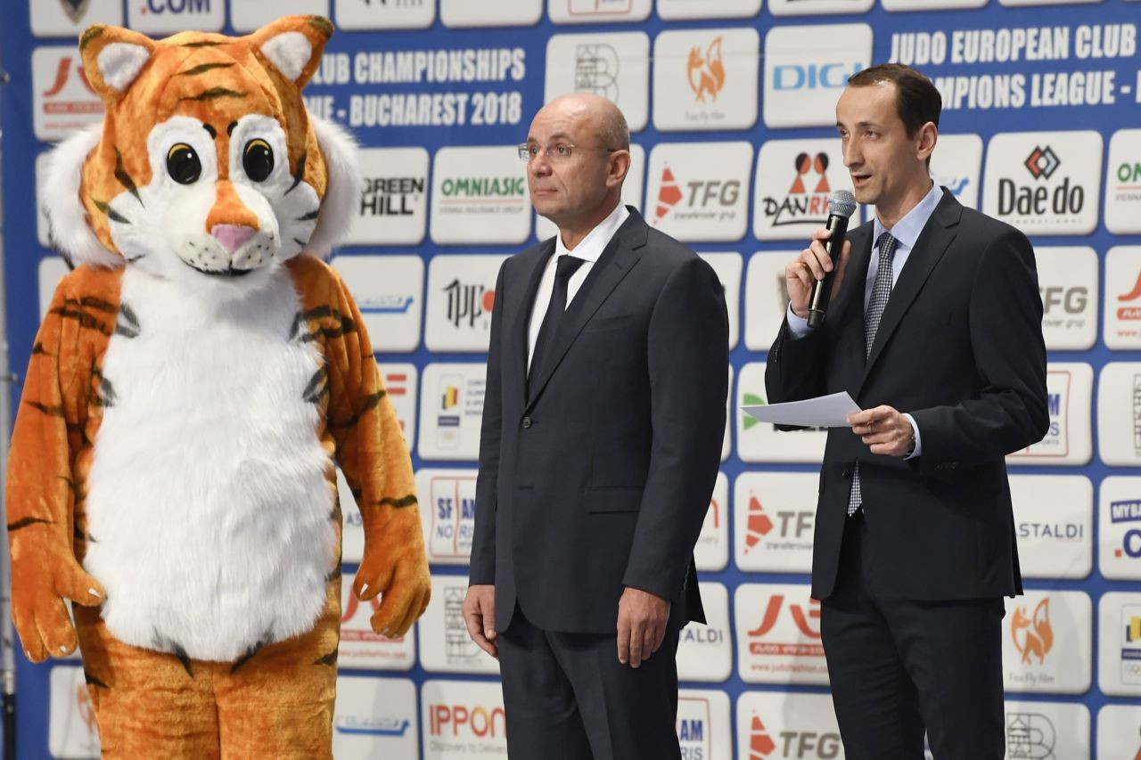 Campioana olimpică Alina Dumitru și multe nume importante cer demisia lui Cozmin Gușă, președintele Federației Rom&acirc;ne de Judo!