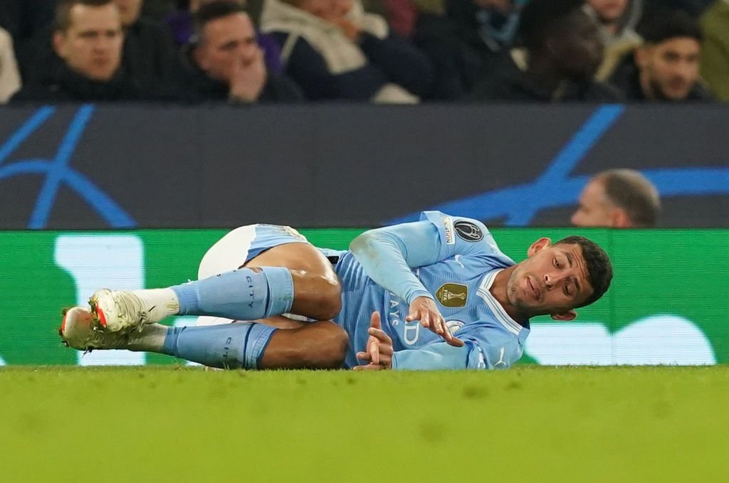Imagini horror: cum arată degetul lui Matheus Nunes după accidentarea din Manchester City - Copenhaga_5