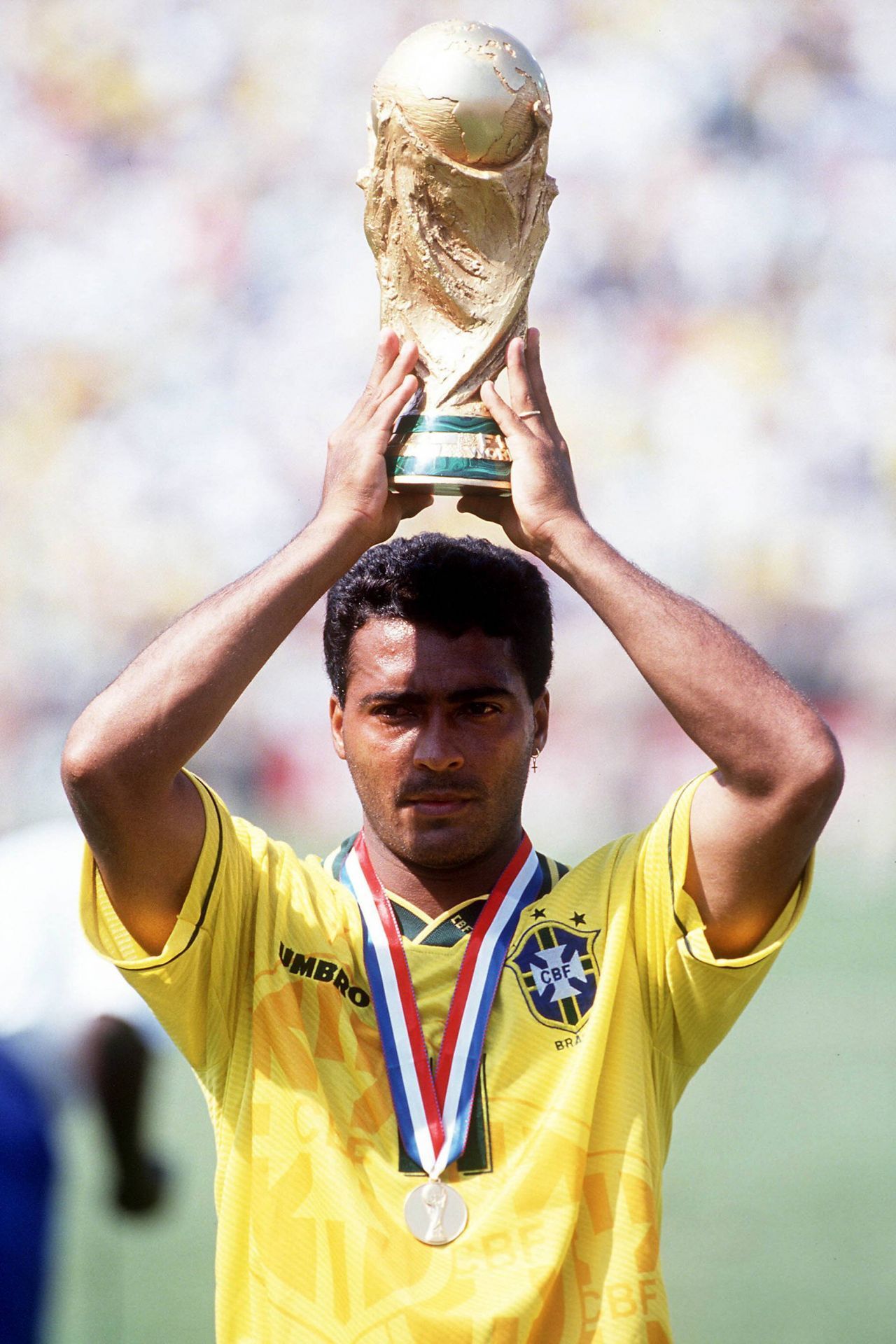 Ianis e Zidane pe lângă el! Fiul unei legende e vârf, are două goluri în cinci ani și tocmai a semnat cu echipa lui tata_7
