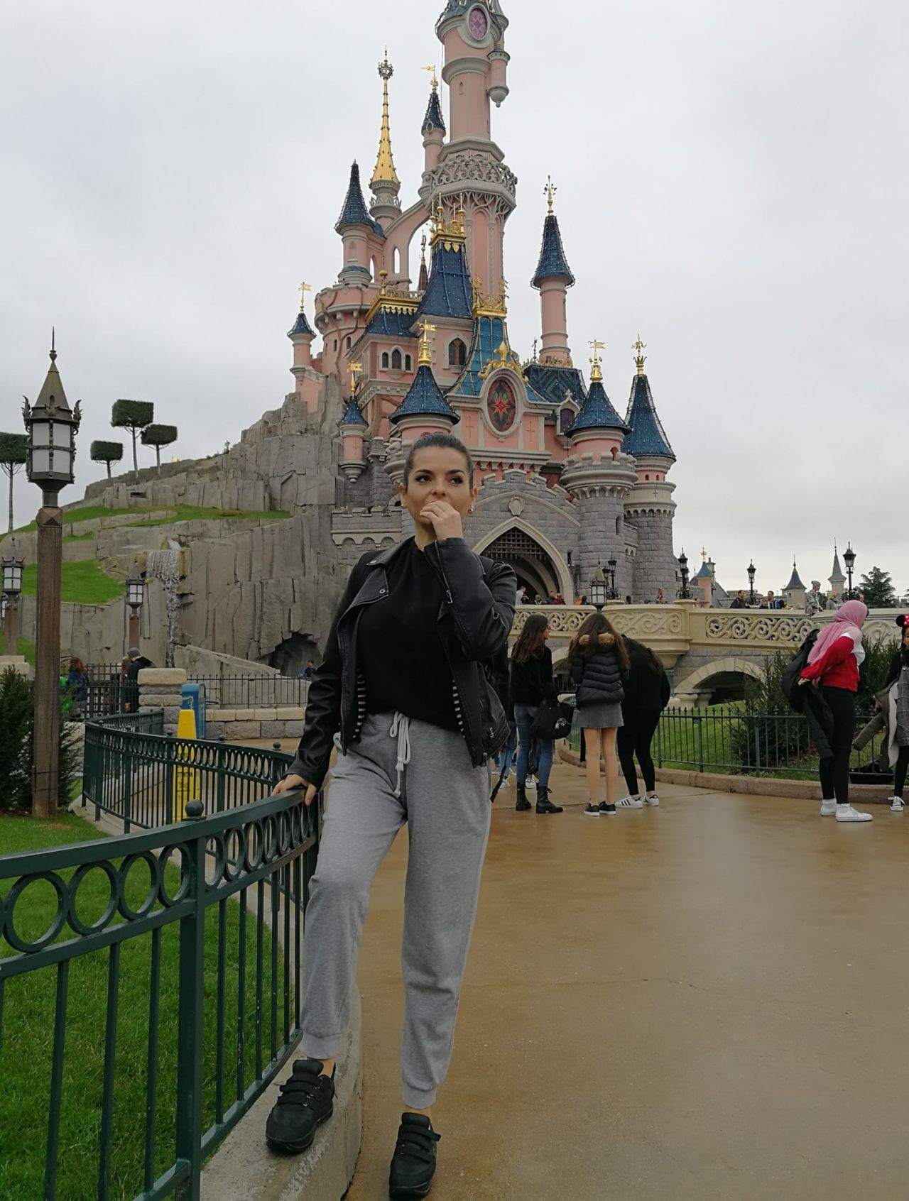 VIDEO N-a avut nici o sansa! Accidentul care a intristat o NATIUNE intreaga. Masina de lux s-a facut PRAF