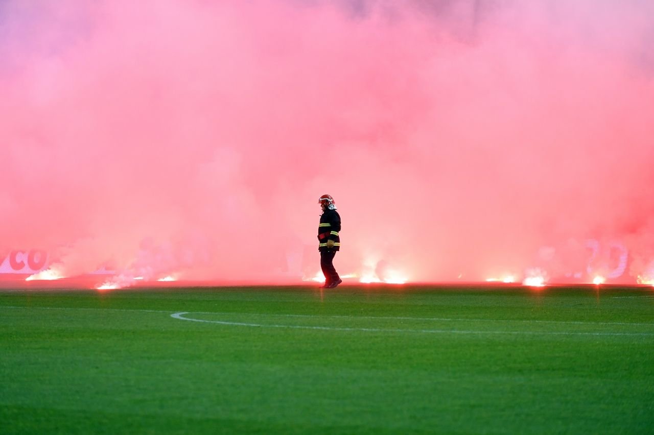 ”Nota de plată” pentru bătaia de la Dinamo - UTA Arad!_6