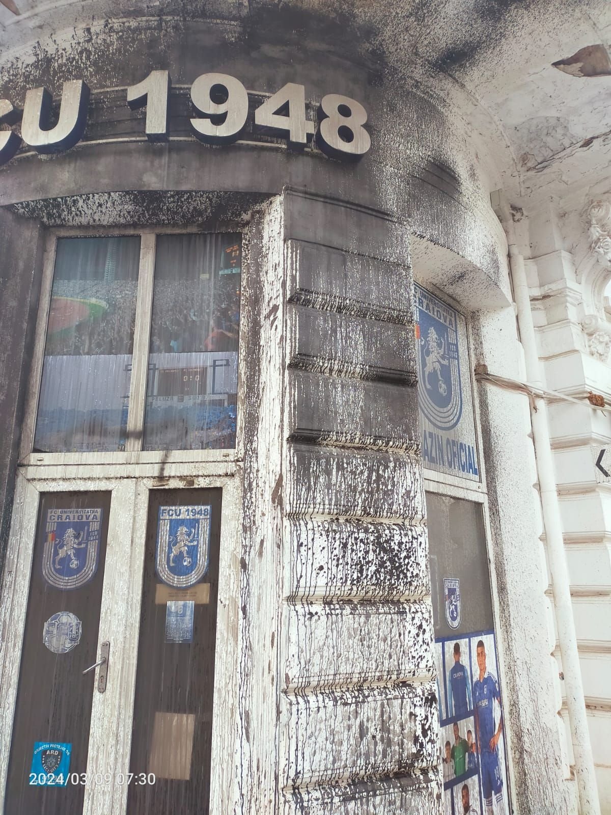 Sediul FCU Craiova, vandalizat cu o zi înainte de derby-ul Olteniei_13