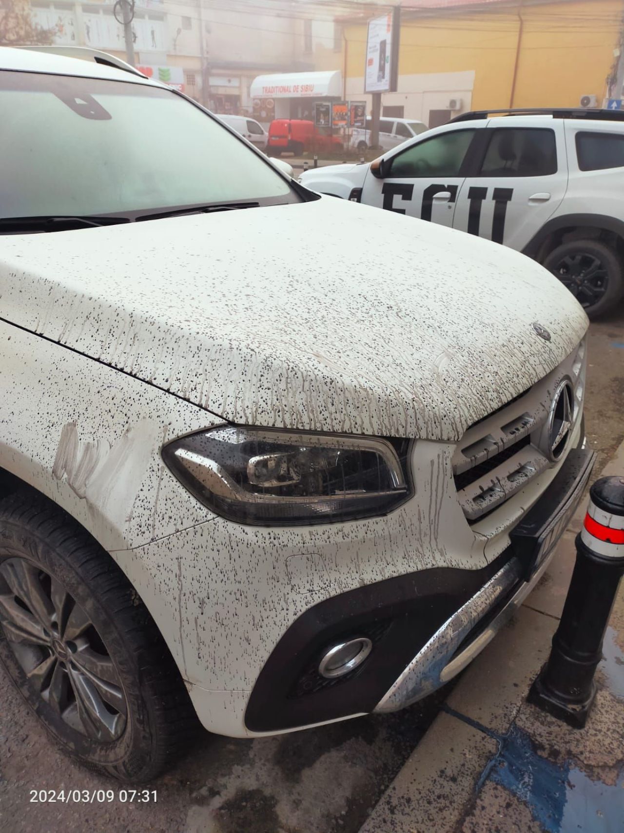 Sediul FCU Craiova, vandalizat cu o zi înainte de derby-ul Olteniei_16