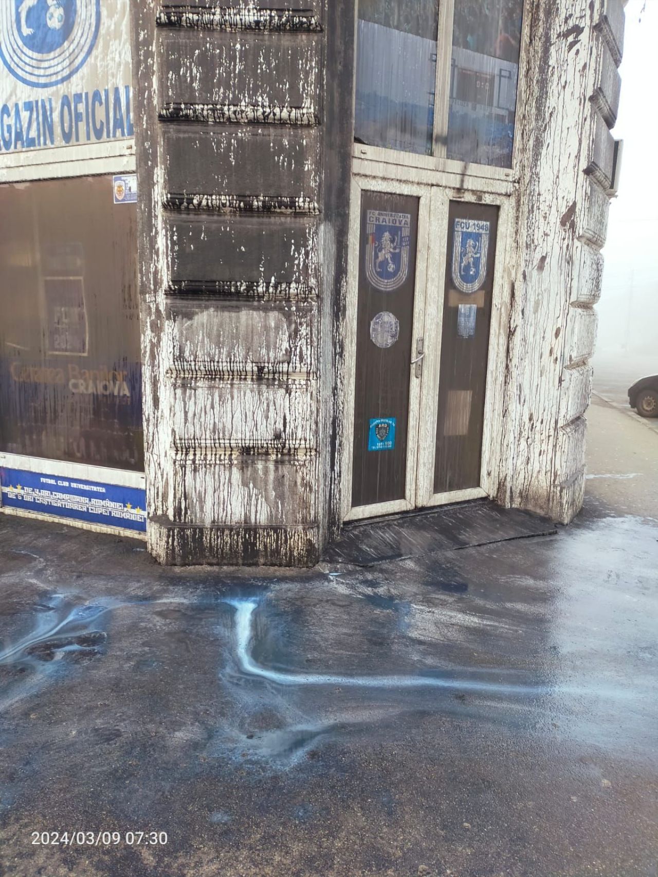Sediul FCU Craiova, vandalizat cu o zi înainte de derby-ul Olteniei_17