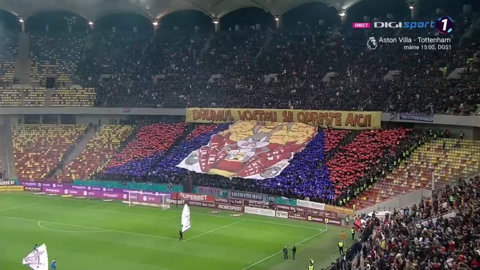 Atmosferă incendiară înainte de startul derby-ului Rapid - FCSB! Cum a arătat duelul galeriilor, în tribune_11