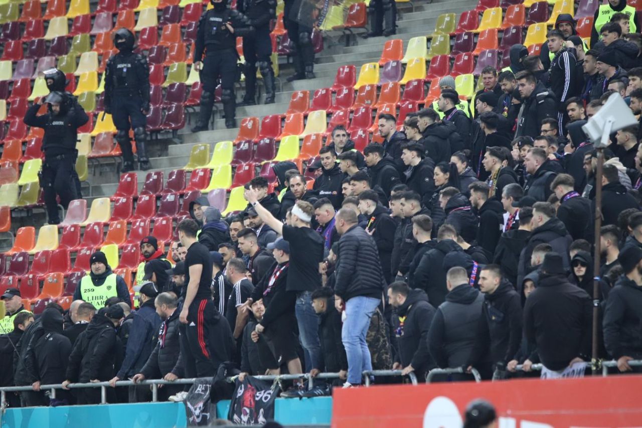 Record în Liga 1! Câți fani au fost prezenți la Rapid - FCSB_14