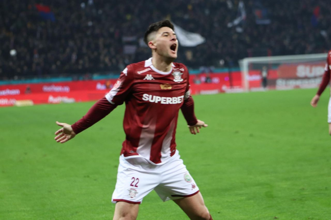 Exact ce voia sa auda Gigi Becali! Un fost antrenor din Liga 1 lauda transferul lui Radunovic la FCSB: Fotbalist cu foarte mare echilibru, cum rar am vazut