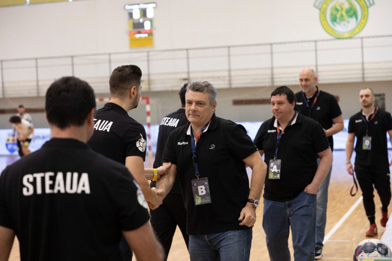 Dinamo - Steaua 42-26 în ”Eternul derby” al handbalului românesc! Cine este ”dulăul” care a înscris 15 goluri_2