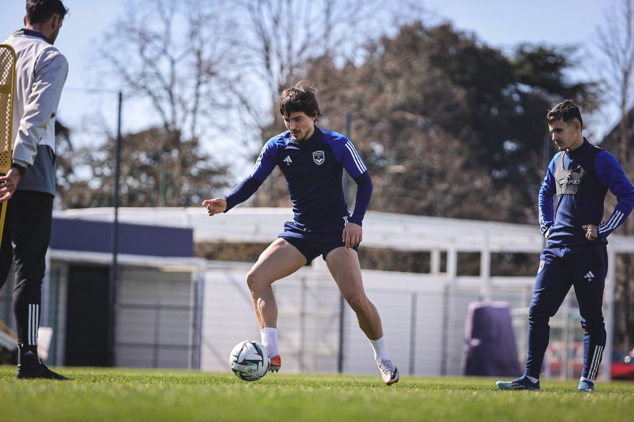 Alexi Pitu, titular pe un post neobișnuit și printre cei mai buni de pe teren la Bordeaux! ”Notre petit prince Roumain”_8