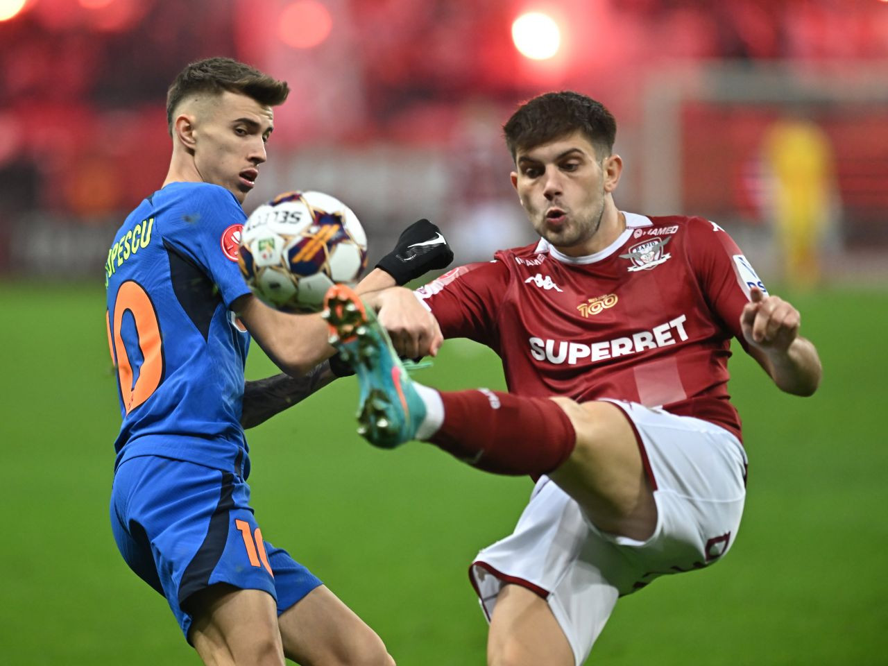 Așa s-a ajuns la umilința din derby. Cinci dueluri-cheie care au decis Rapid - FCSB 4-0