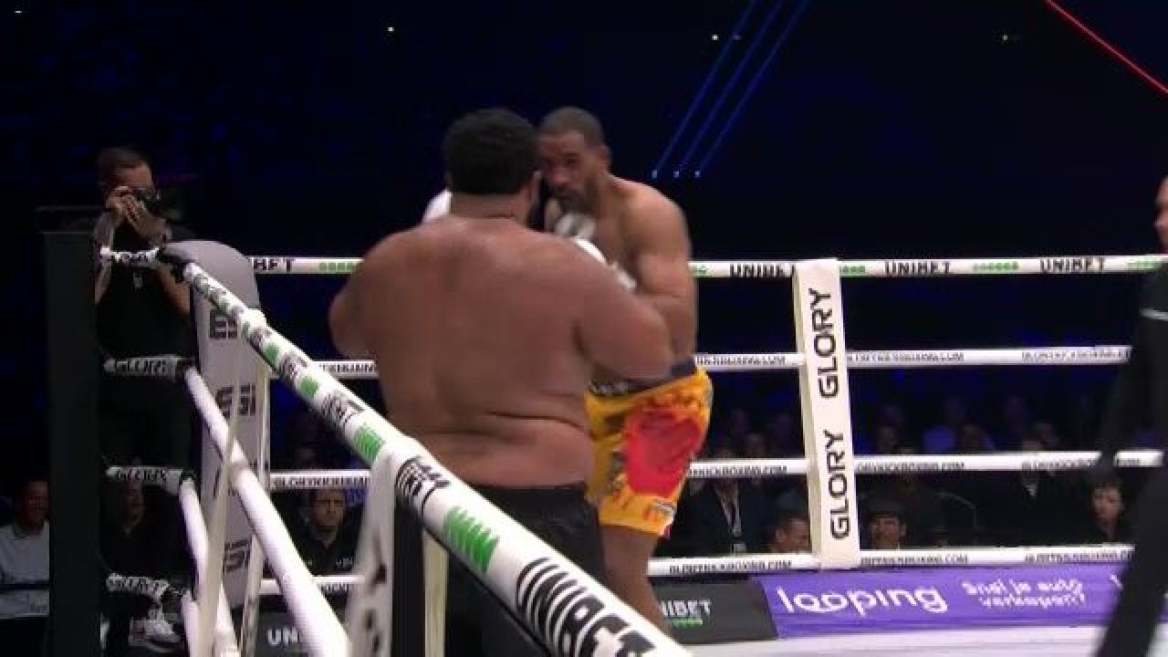 Benny Adegbuyi, răpus în Glory. Cum a pierdut românul în sferturile piramidei din Arnhem_4